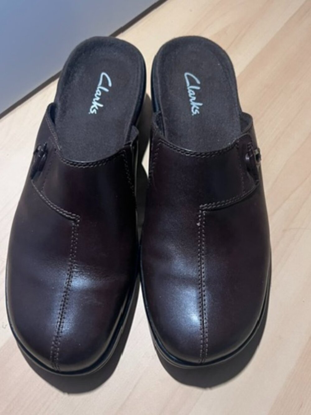 CLARKS Slip-on Mule Clogs Women's 6.5 BROWN Leather vertical seam durable